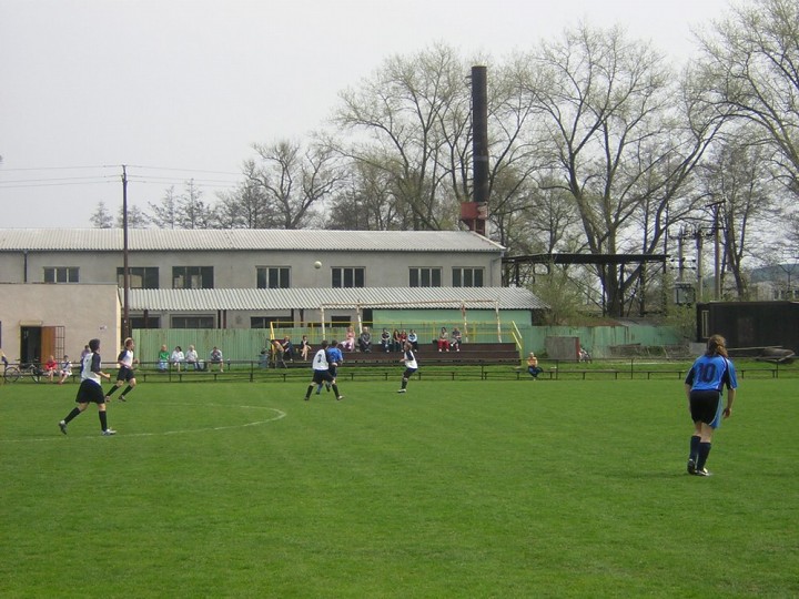 DOROST: Tišnov-Lipůvka 23.4.2006